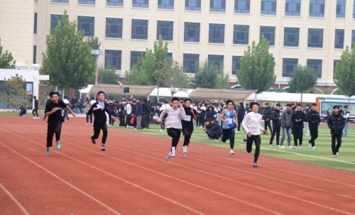 2026年石家莊東華鐵路學(xué)?？ǚ謫?？